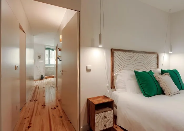 Apartment Cristelo 1 Bed Next To River *