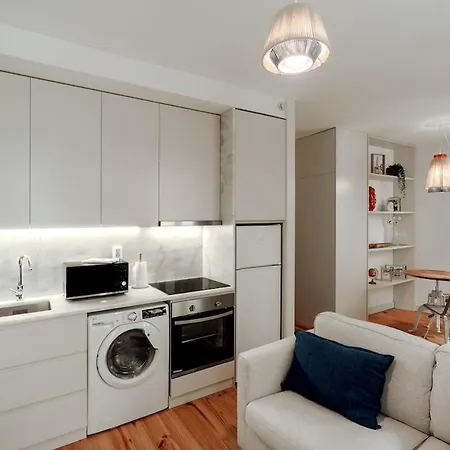 Cristelo 1 Bed Next To River Апартаменты