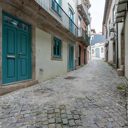 Cristelo 1 Bed Next To River