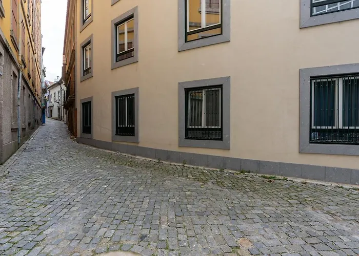 Cristelo 1 Bed Next To River *