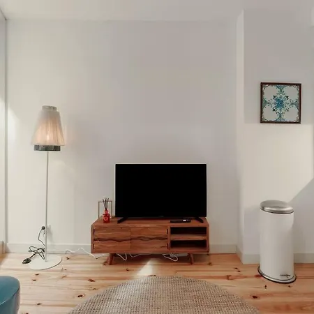 Cristelo 1 Bed Next To River Lejlighed *