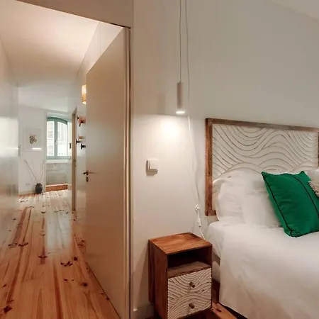 Cristelo 1 Bed Next To River Lejlighed